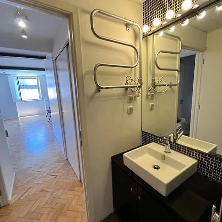 Centre Very And Big Flats Apartment Lisbon