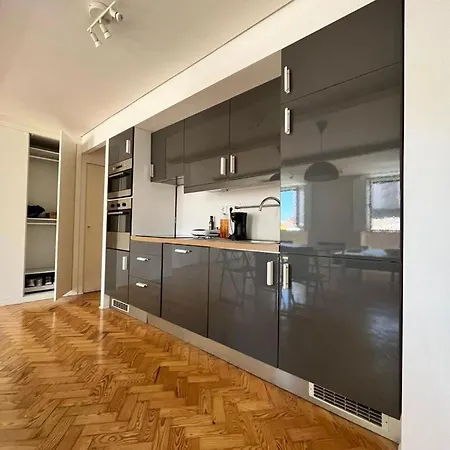 Centre Very And Big Flats Apartment *